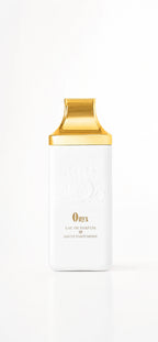 Lujoso frasco de diseño exclusivo y elegante del perfume Onyx de Al-Jazeera Perfumes.