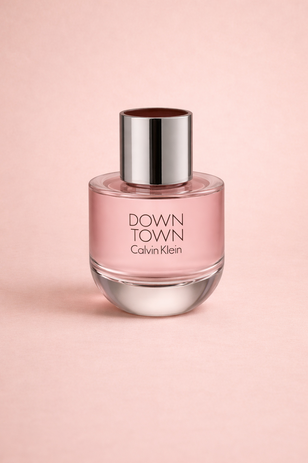 Muestra decant Calvin Klein Downtown, perfume floral amaderado con aroma sofisticado.