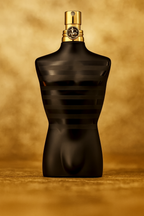 Muestra decant Jean Paul Gaultier Le Male Le Parfum, fragancia elegante en frasco negro y dorado.
